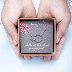 NWT Mother Daughter Necklace, Sterling Silver